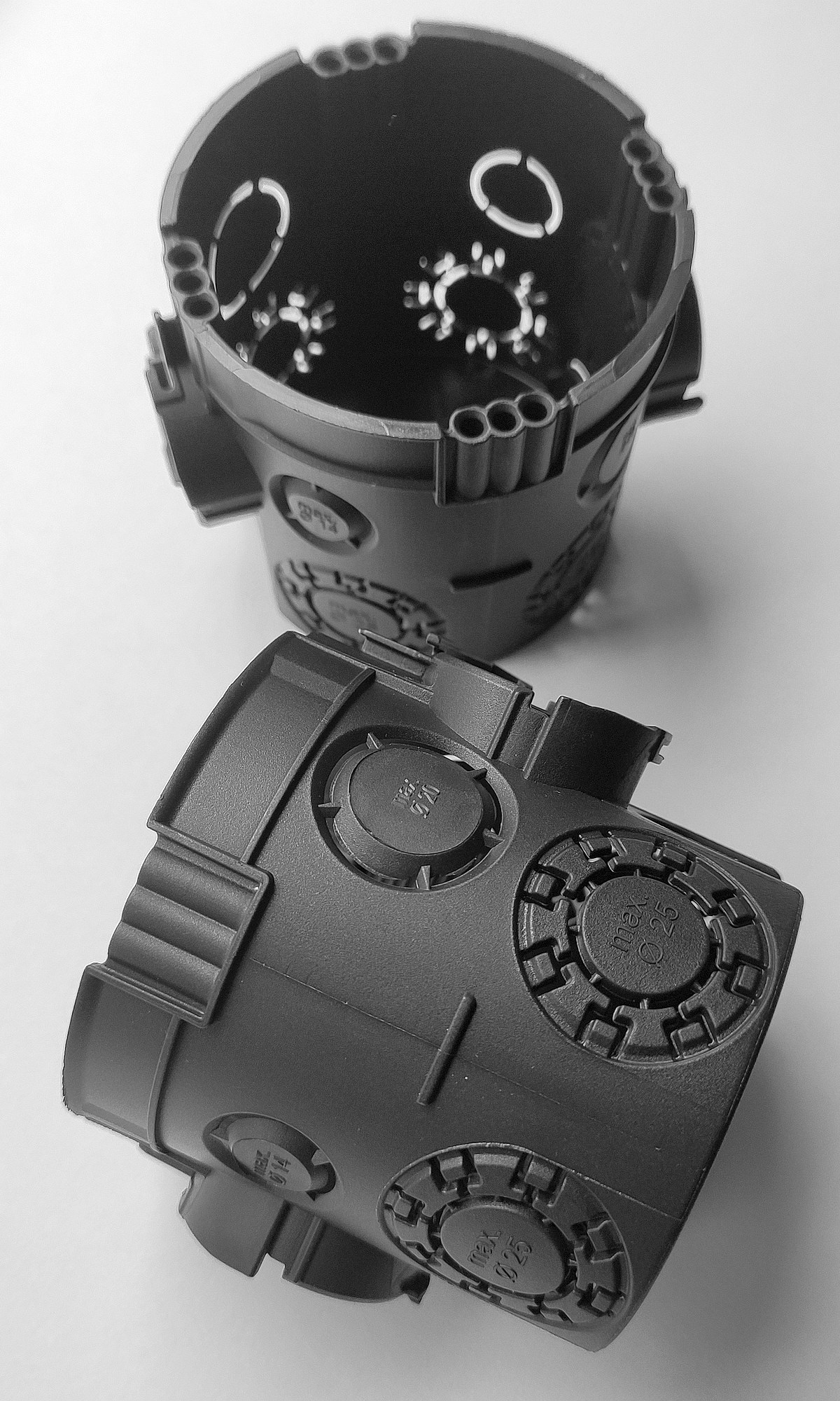 OBO UG 66 szerelvénydoboz 65*66 mm OBO UG 66 szerelvénydoboz 65*66 mm - Image 5