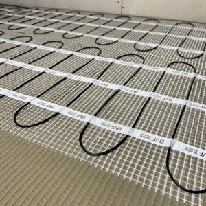hőszigetelő lap elektromos padlófűtéshez
